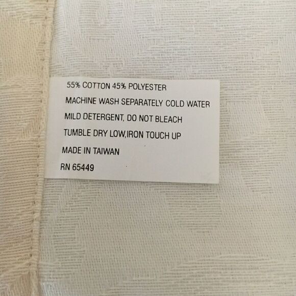 Table  Runner size 14x60” in Creme Color - Picture 4 of 7